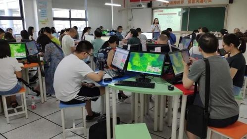 賦能數字教育新未來 “中小學數字教材實踐研究”項目教師培訓全面啟動